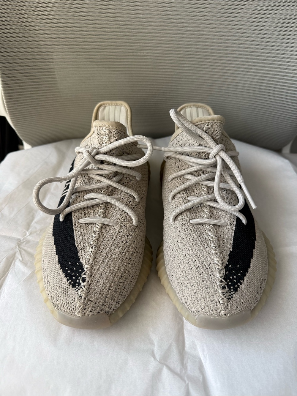 Adidas Yeezy Boost 350 V2 Gray with Black Men’s 7 Women’s 8 Authentic No Box